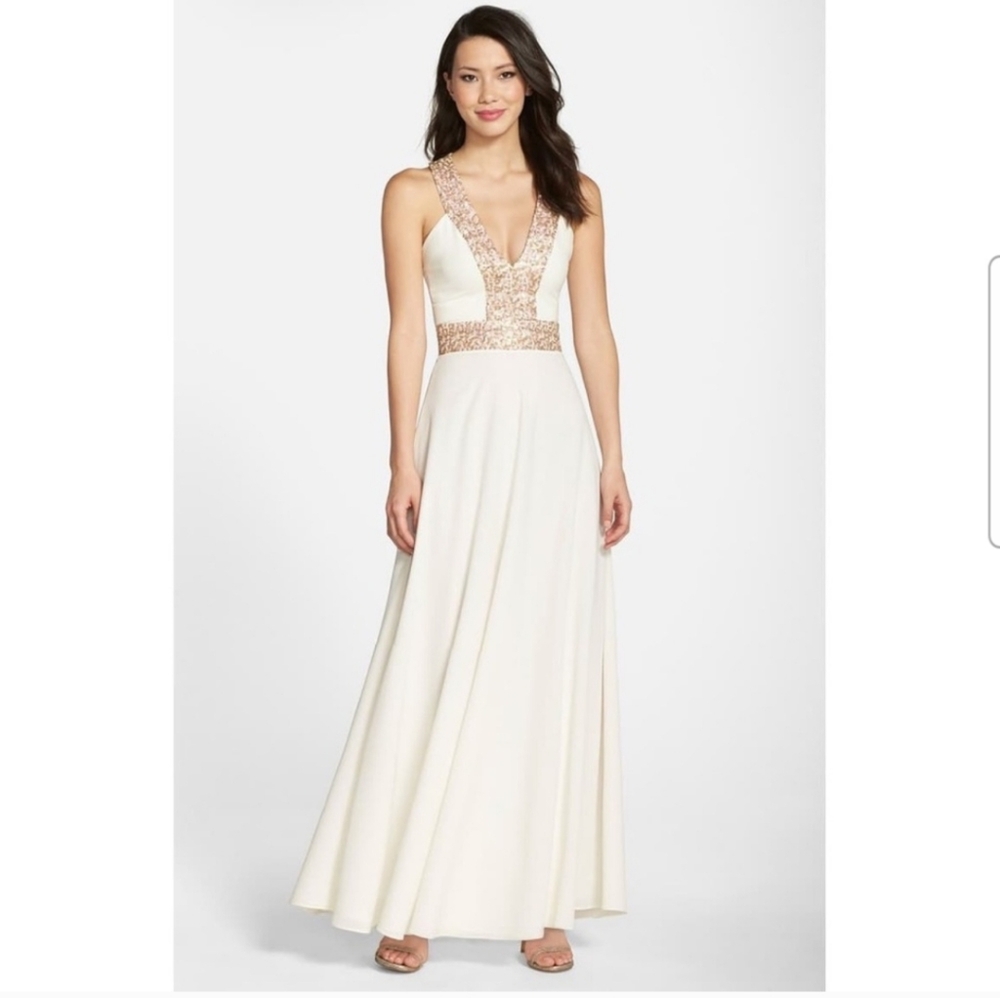 NWT Dress the population Delani sequin maxi dress medium